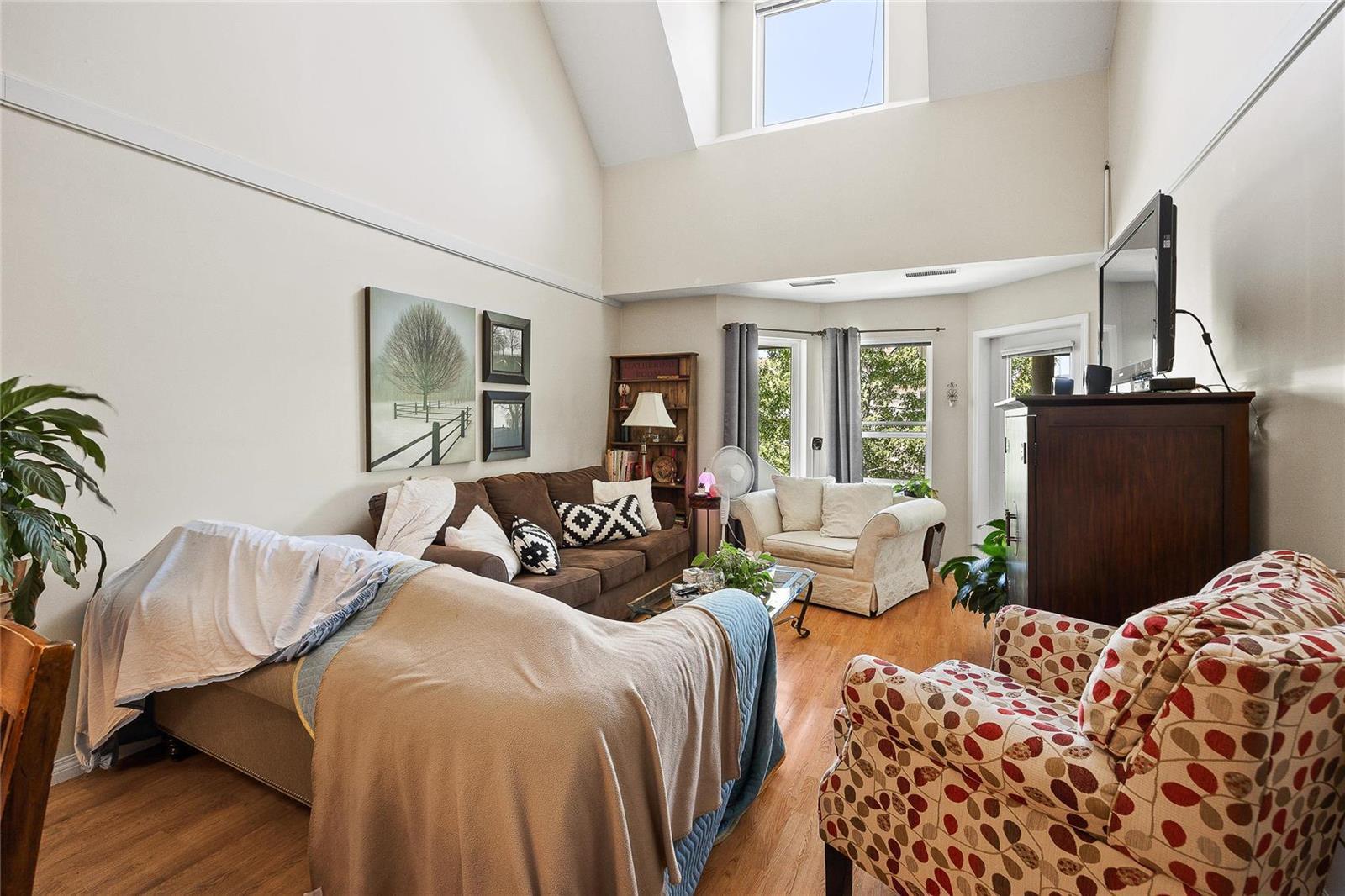 Listing 10261908 - Large Photo # 11