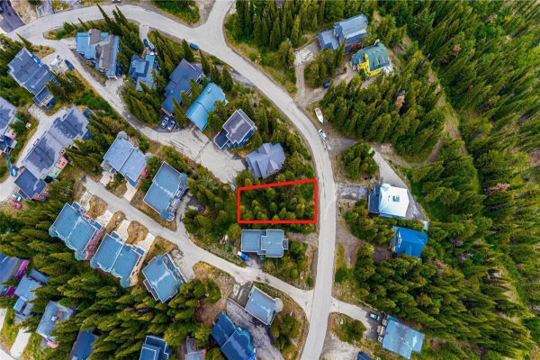 665 Monashee Road,, Silver Star