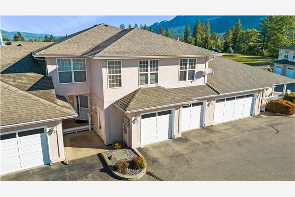#27 303 Regent Avenue,, Enderby