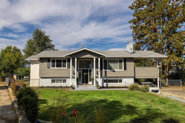 678 Christian Court,, Kelowna