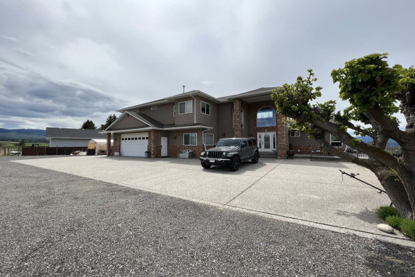 3380 Neid Road,, Kelowna