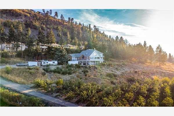 2227 Rojem Road,, Kelowna