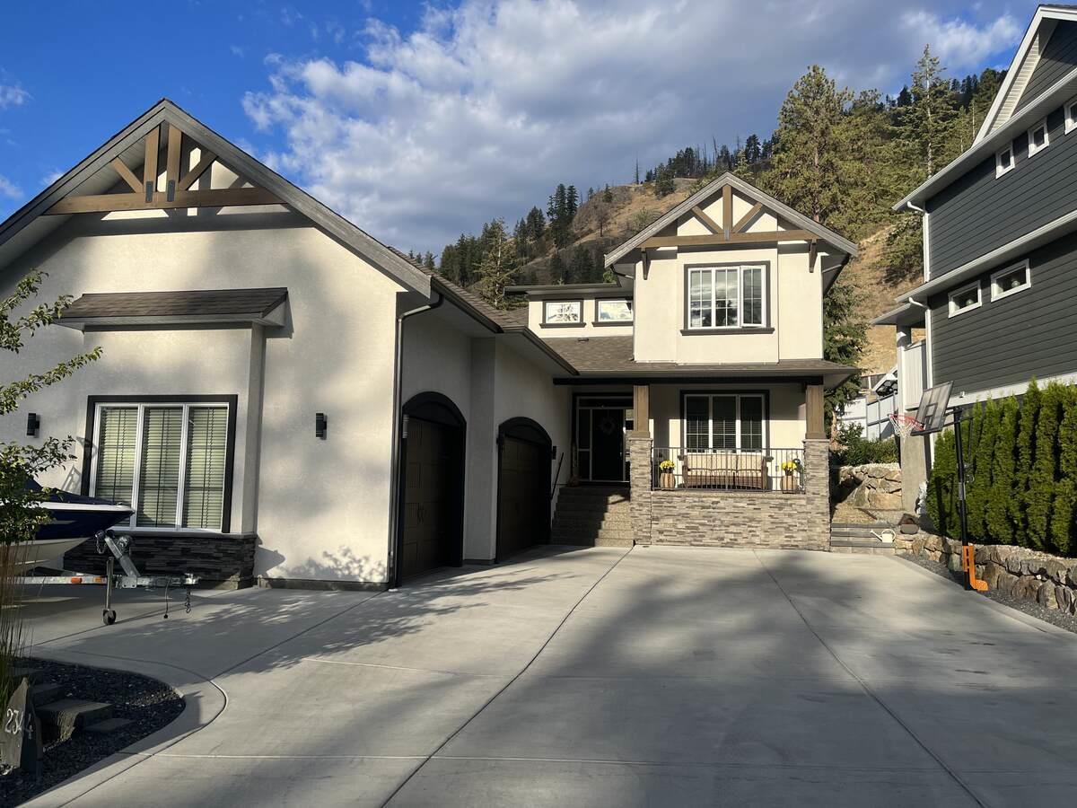Listing 10263602 - Large Photo # 1