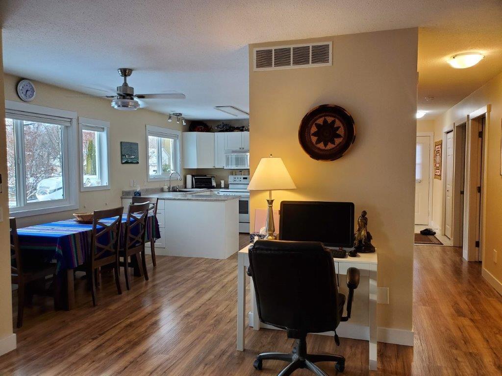 Listing 10263616 - Large Photo # 1