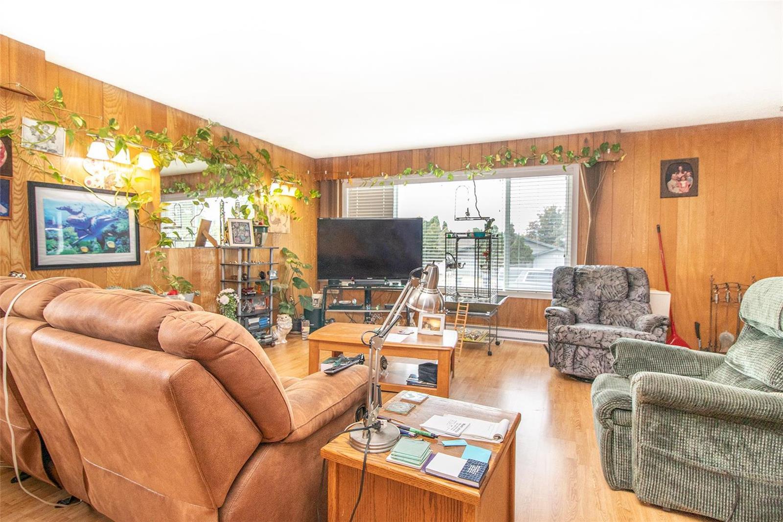 Listing 10263656 - Large Photo # 6