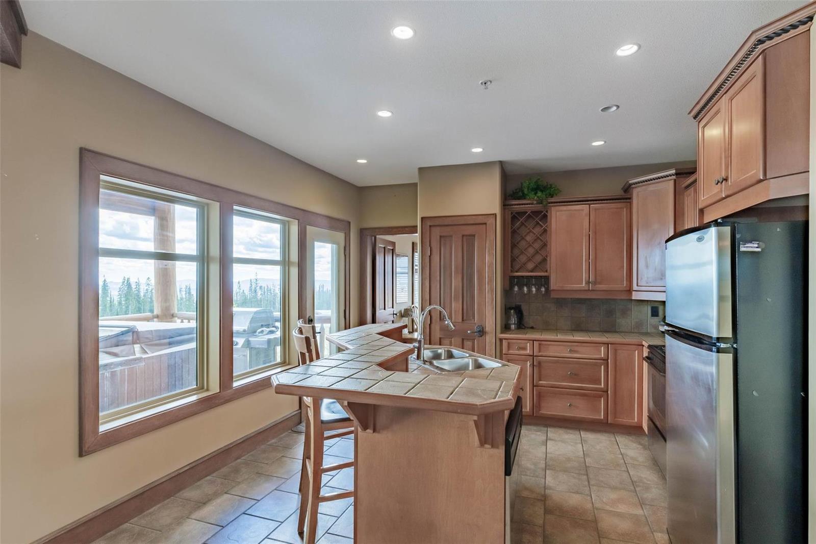 Listing 10263726 - Large Photo # 7