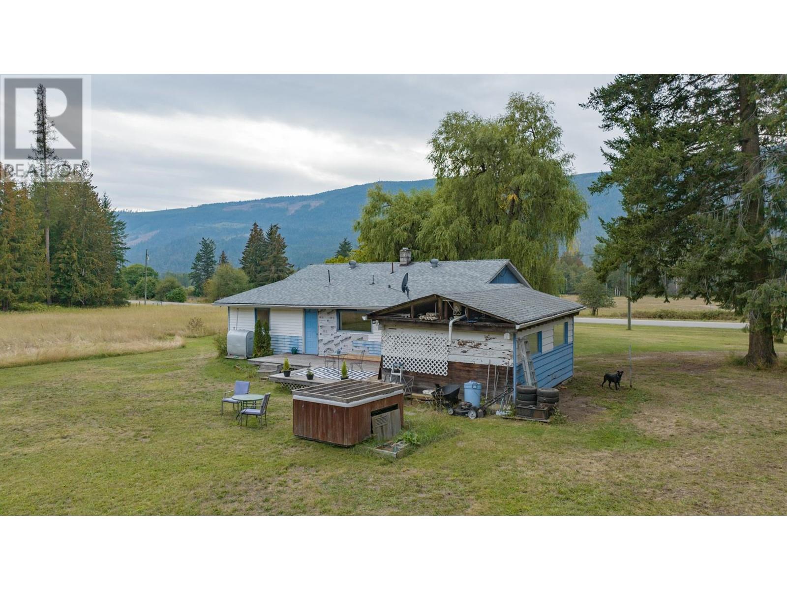 Listing 10263728 - Large Photo # 7