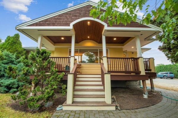 2395 Abbott Street,, Kelowna