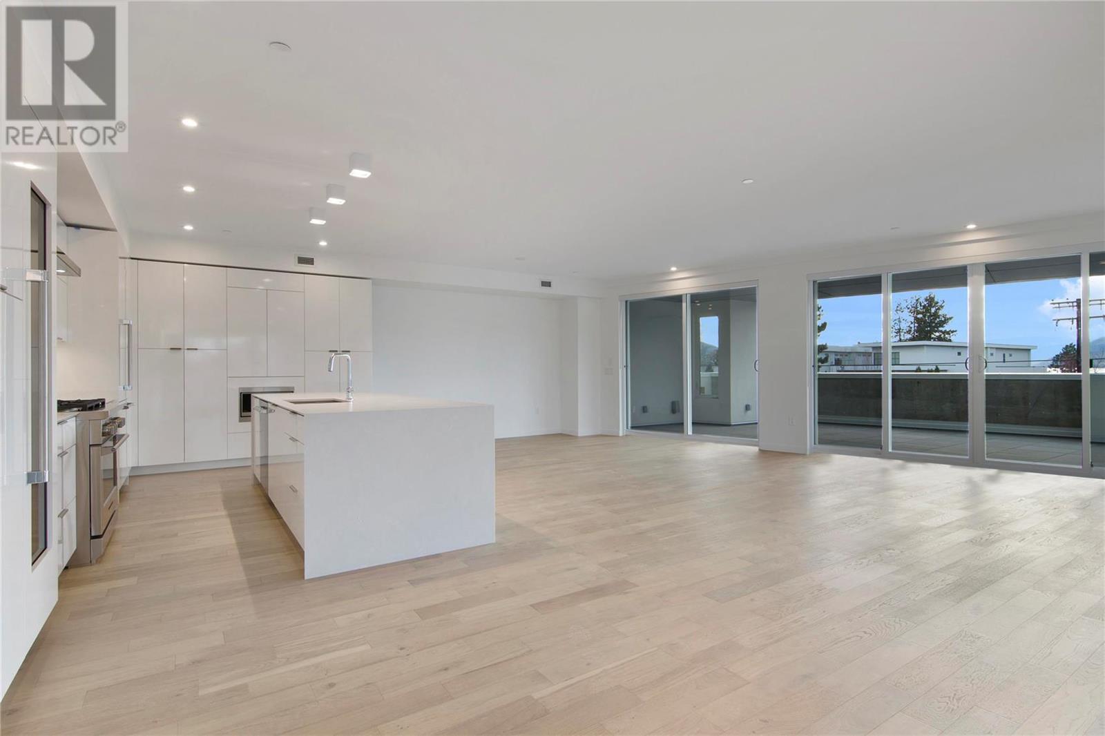 Listing 10263941 - Large Photo # 11