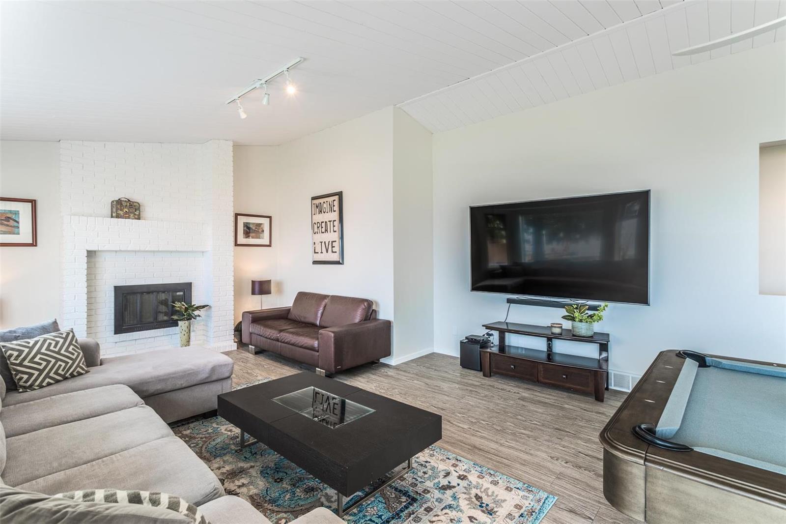 Listing 10263948 - Large Photo # 14