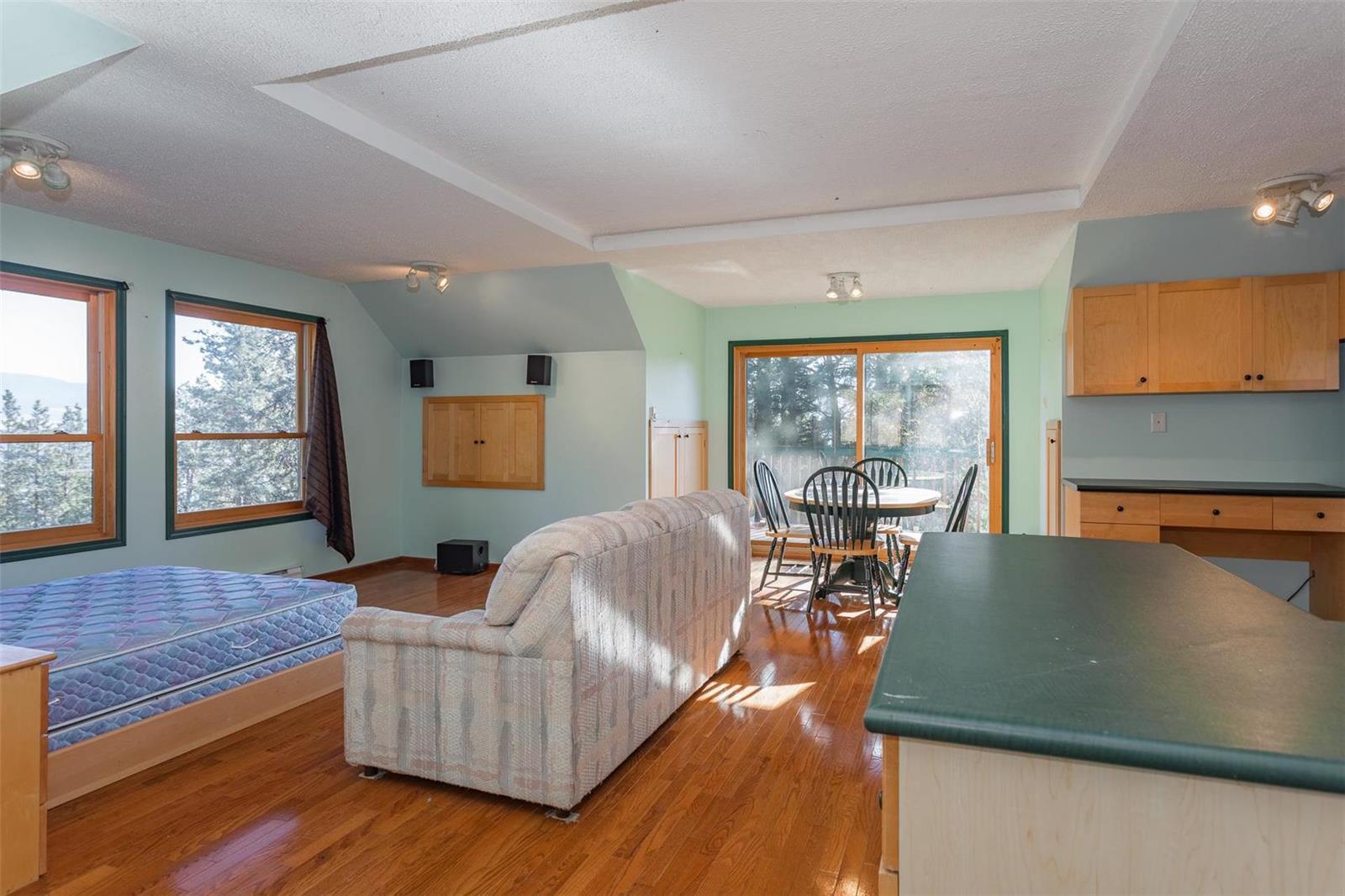 Listing 10264198 - Large Photo # 12