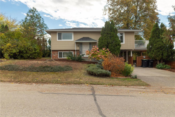 1300 40 Avenue,, Vernon