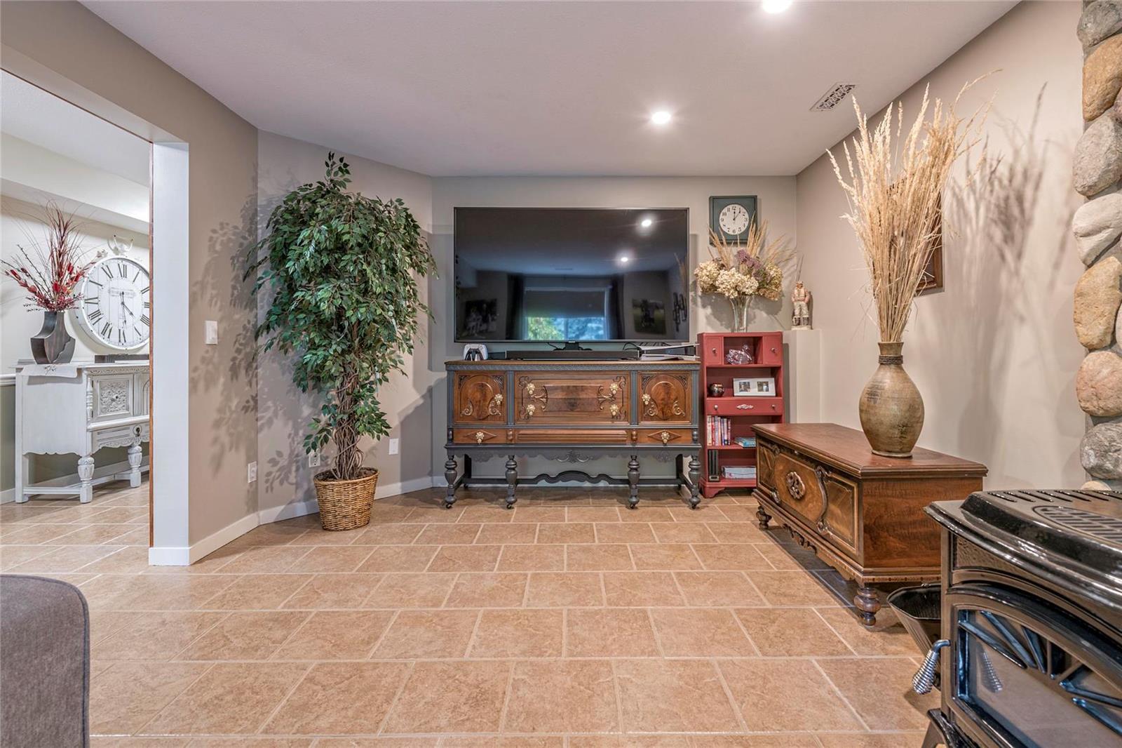 Listing 10264667 - Large Photo # 28