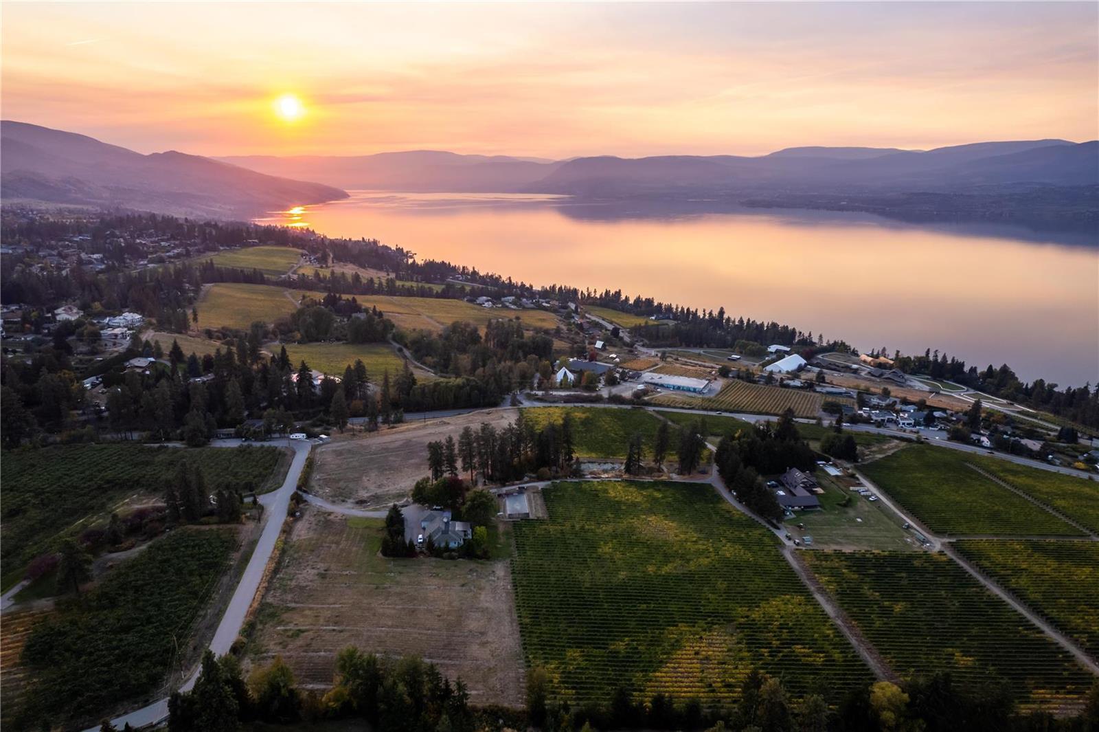 4855 Chute Lake Road,