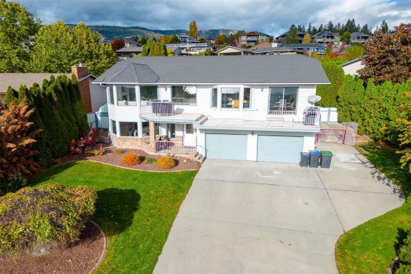3272 Sundance Drive,, West Kelowna