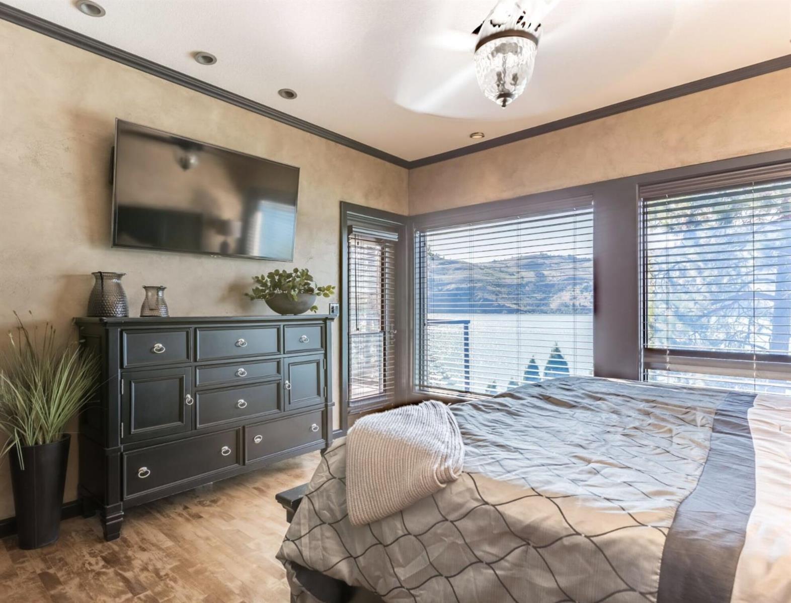 Listing 10264774 - Large Photo # 12