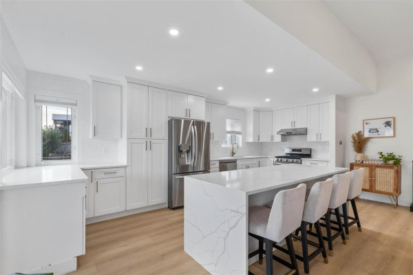 15075 Highland Road,, Lake Country