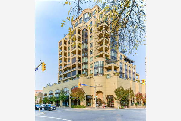 #804 1395 Ellis Street,, Kelowna