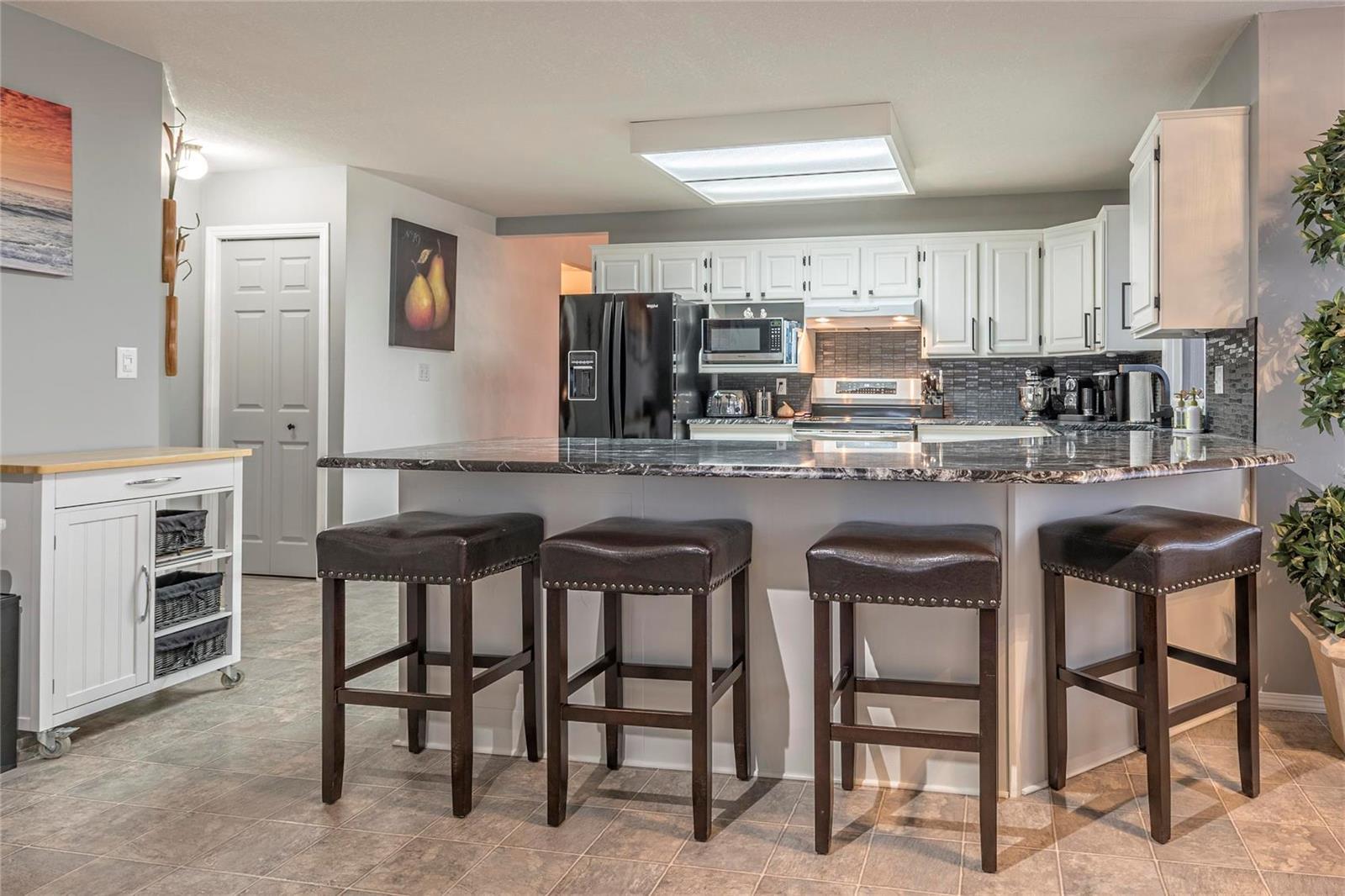 Listing 10265533 - Large Photo # 11