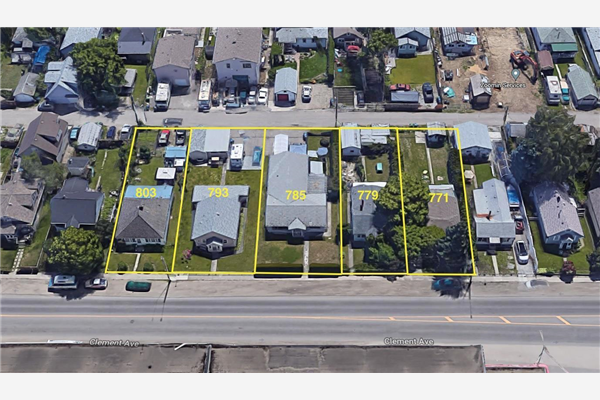 785 Clement Avenue,, Kelowna