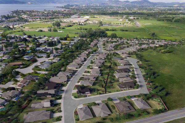 4180 Bull Crescent,, Kelowna