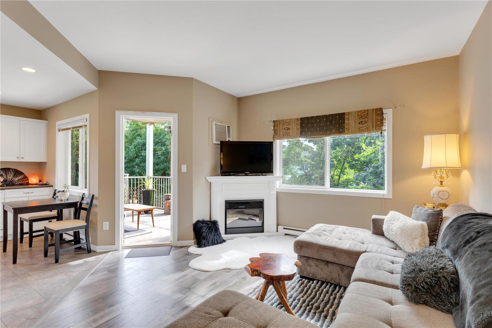 Listing 10265991 - Large Photo # 7