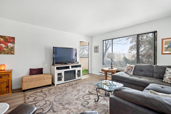 #203 1903 Lindahl Street,, Kelowna