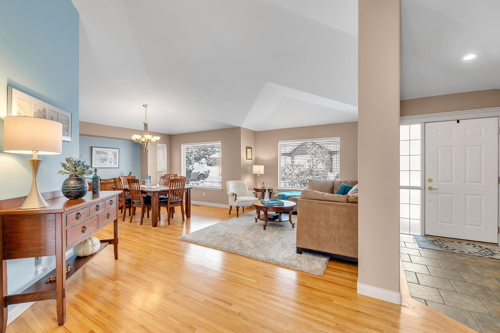 Listing 10266092 - Large Photo # 3