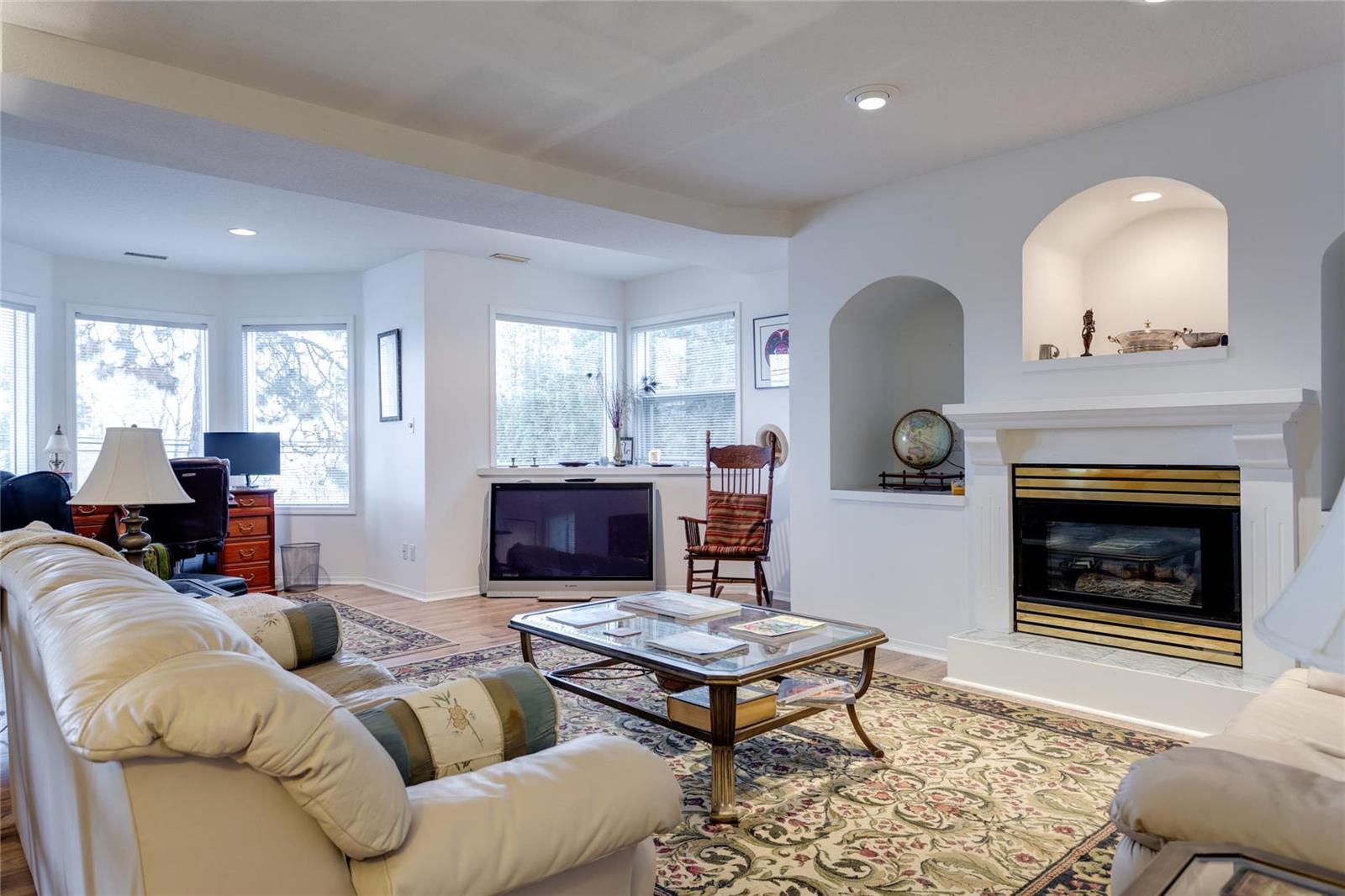 Listing 10266160 - Large Photo # 33