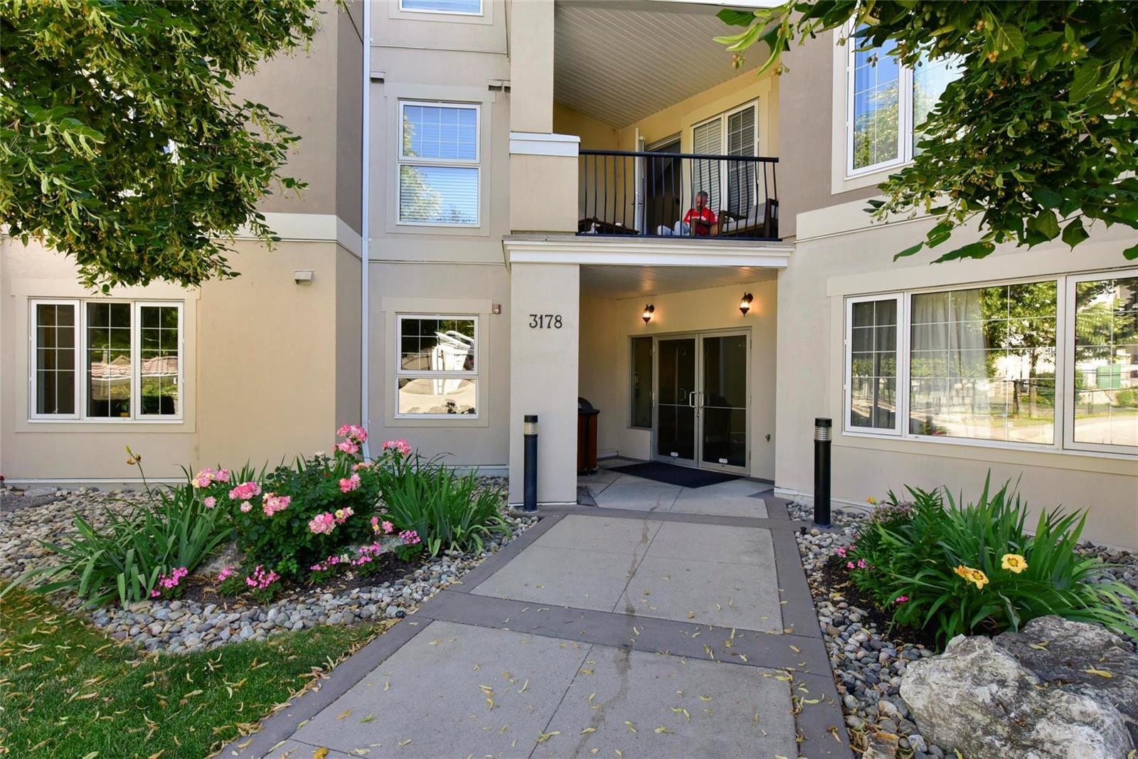 Listing 10266163 - Large Photo # 4