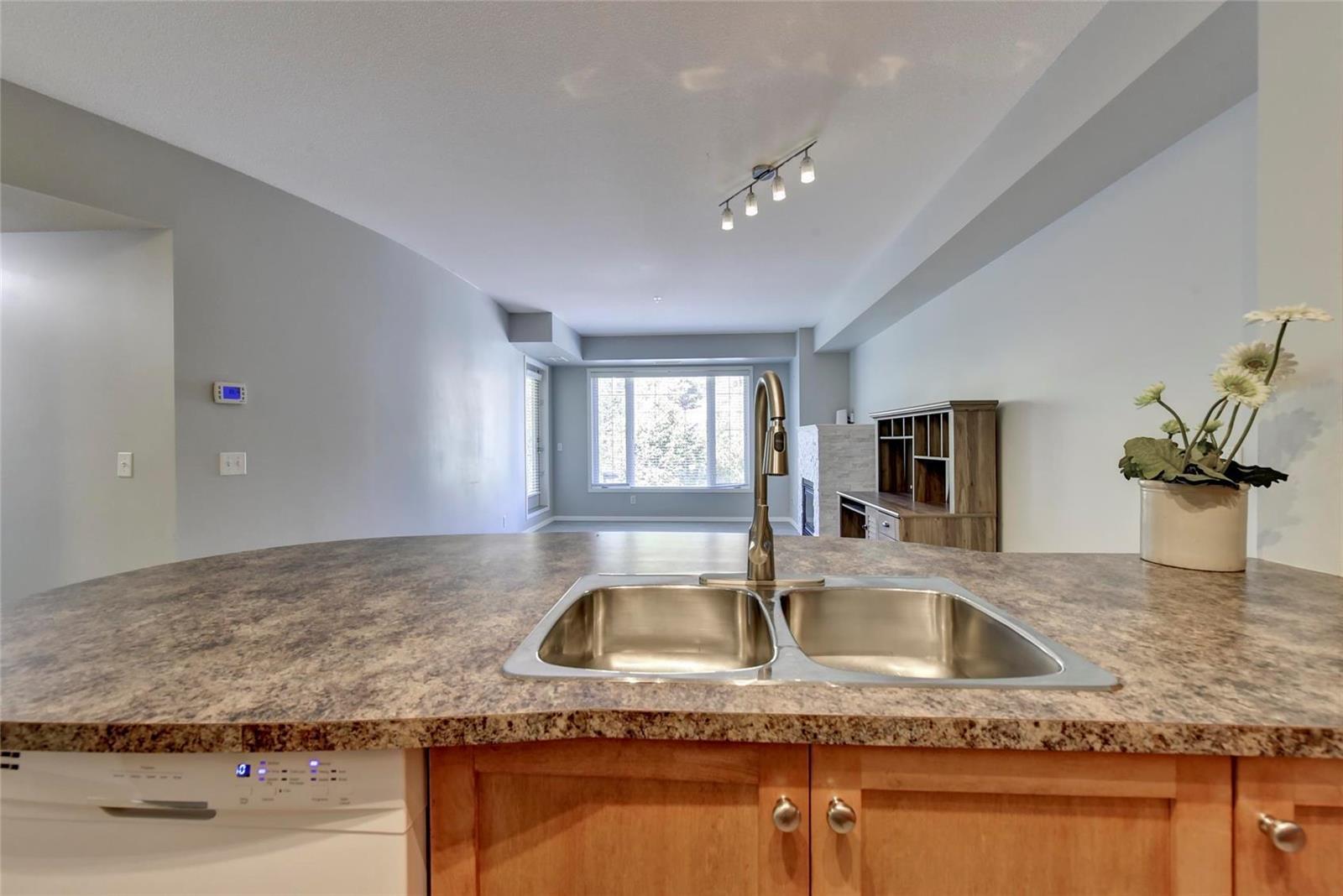 Listing 10266163 - Large Photo # 10