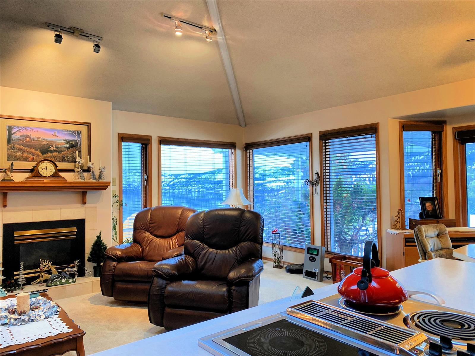 Listing 10266306 - Large Photo # 15