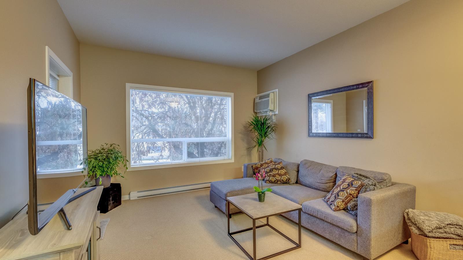 Listing 10266635 - Large Photo # 7