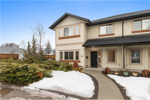 620 Wardlaw Avenue,, Kelowna