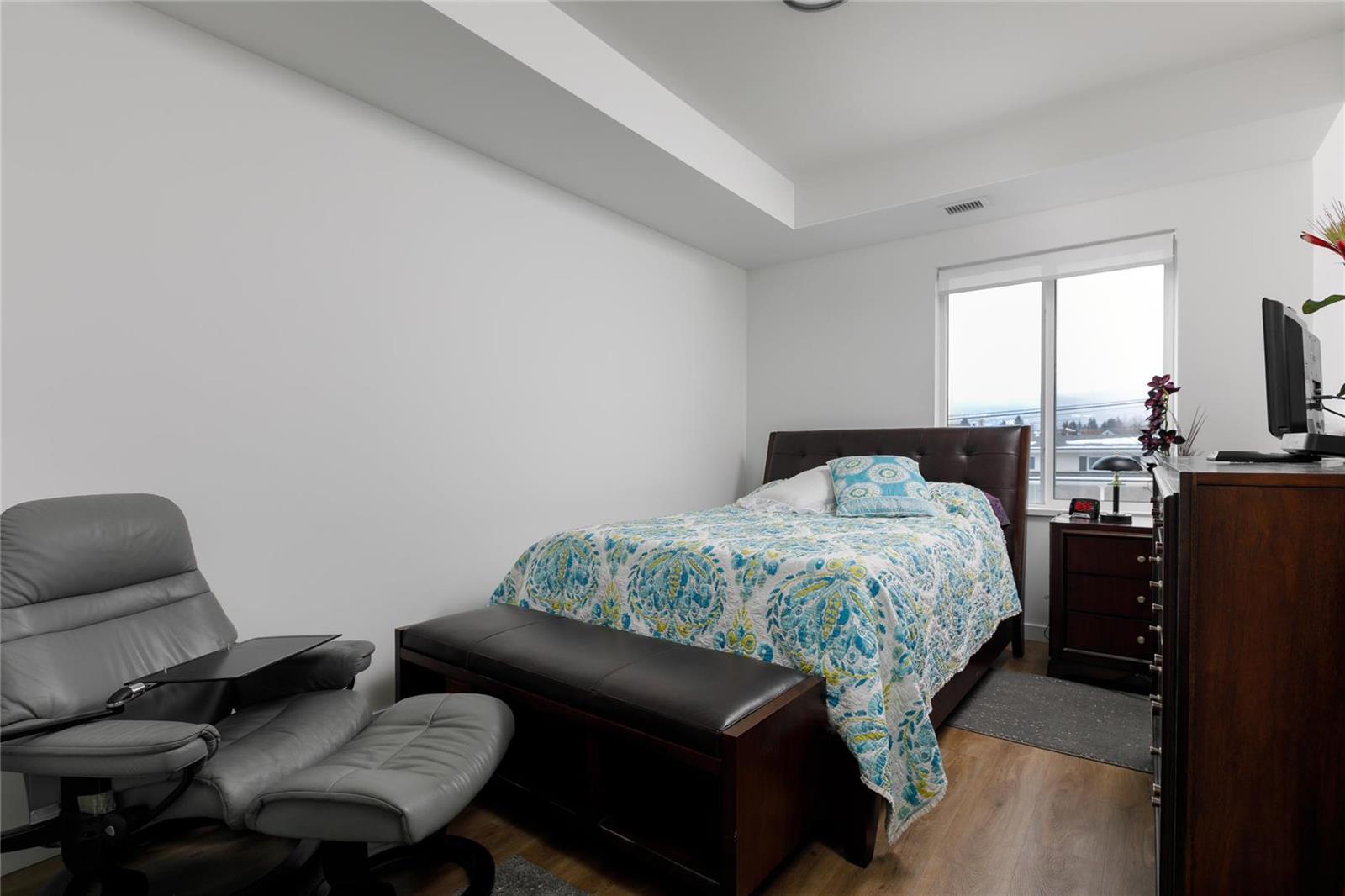 Listing 10267802 - Large Photo # 17