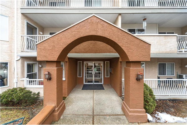 #204 251 6 Street, SE, Salmon Arm