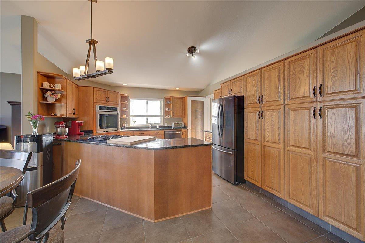 Listing 10267857 - Large Photo # 24