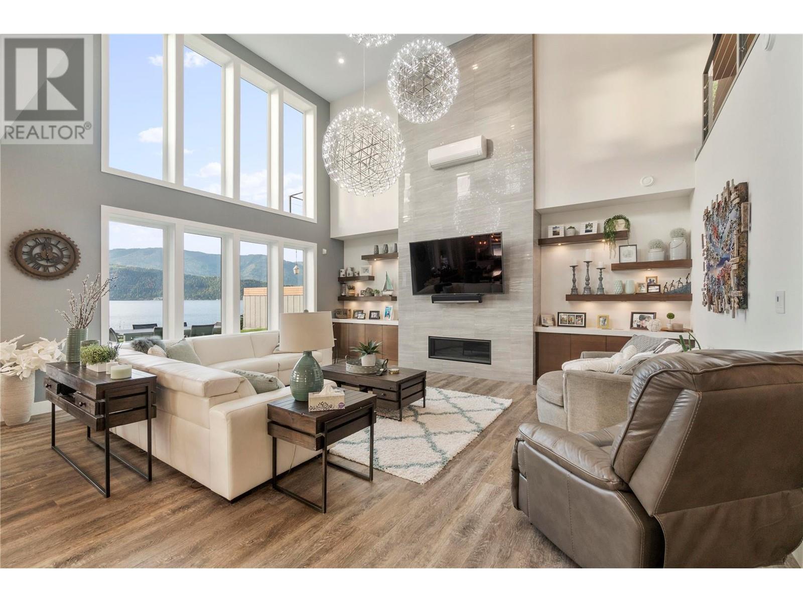 2639 Eagle Bay Road Unit# D, #D