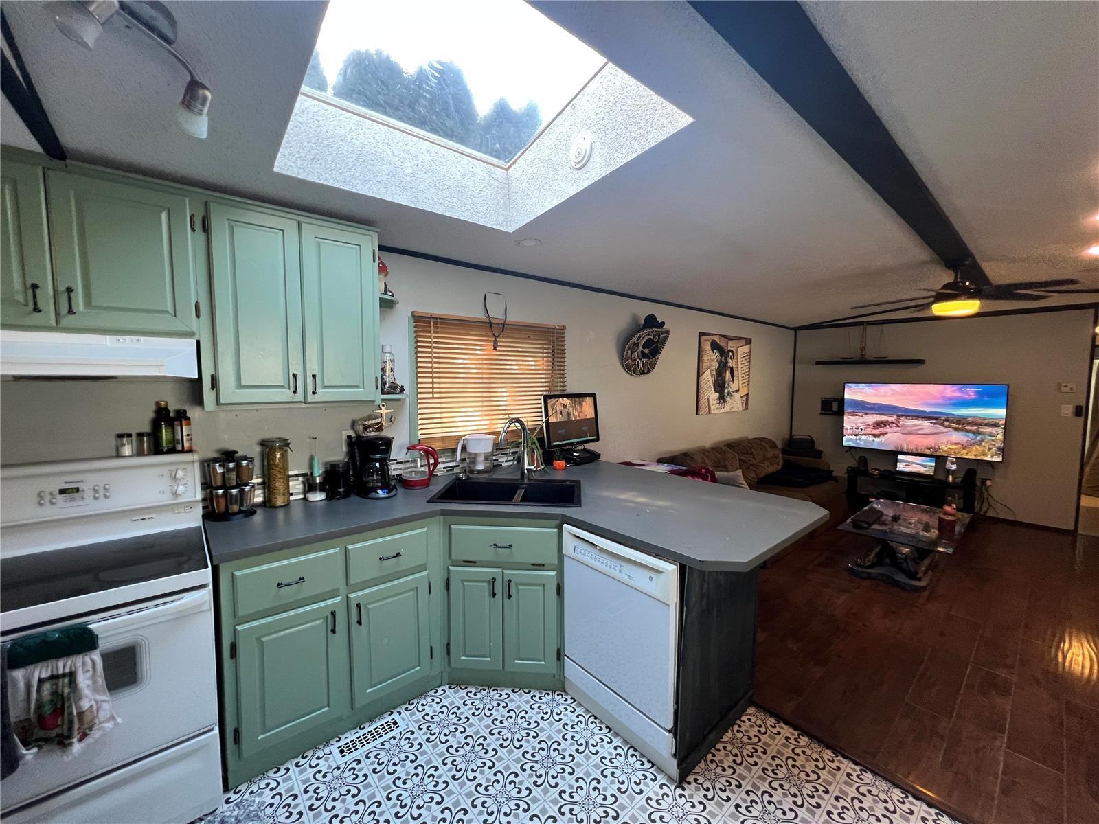 Listing 10267917 - Large Photo # 10