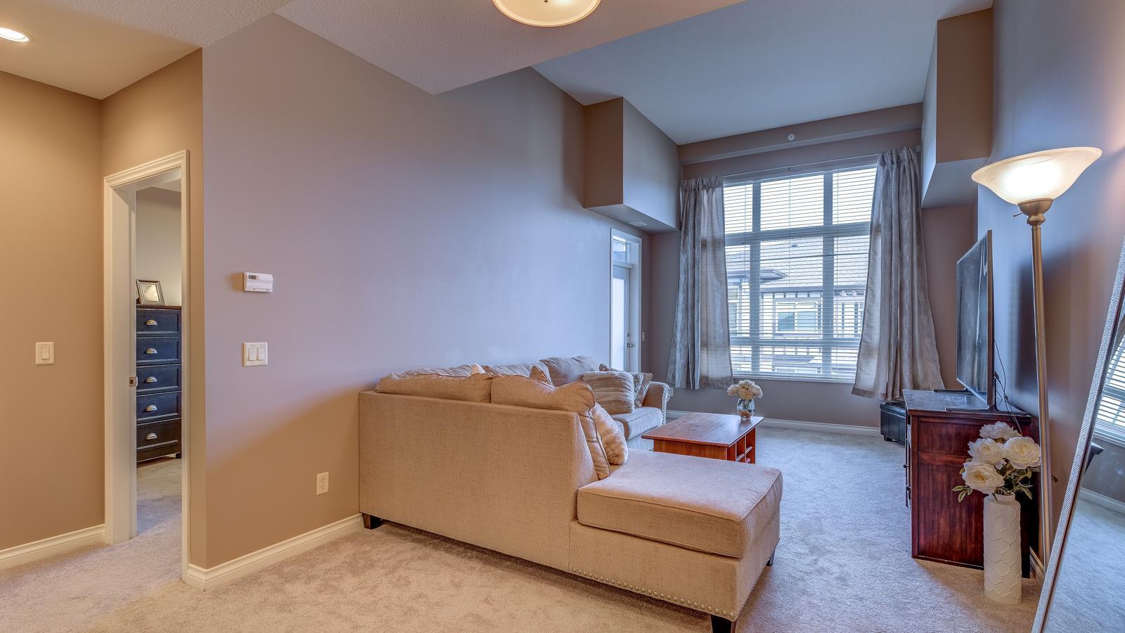 Listing 10268004 - Large Photo # 7