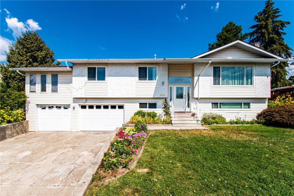 5881 Flemish Place,, Vernon