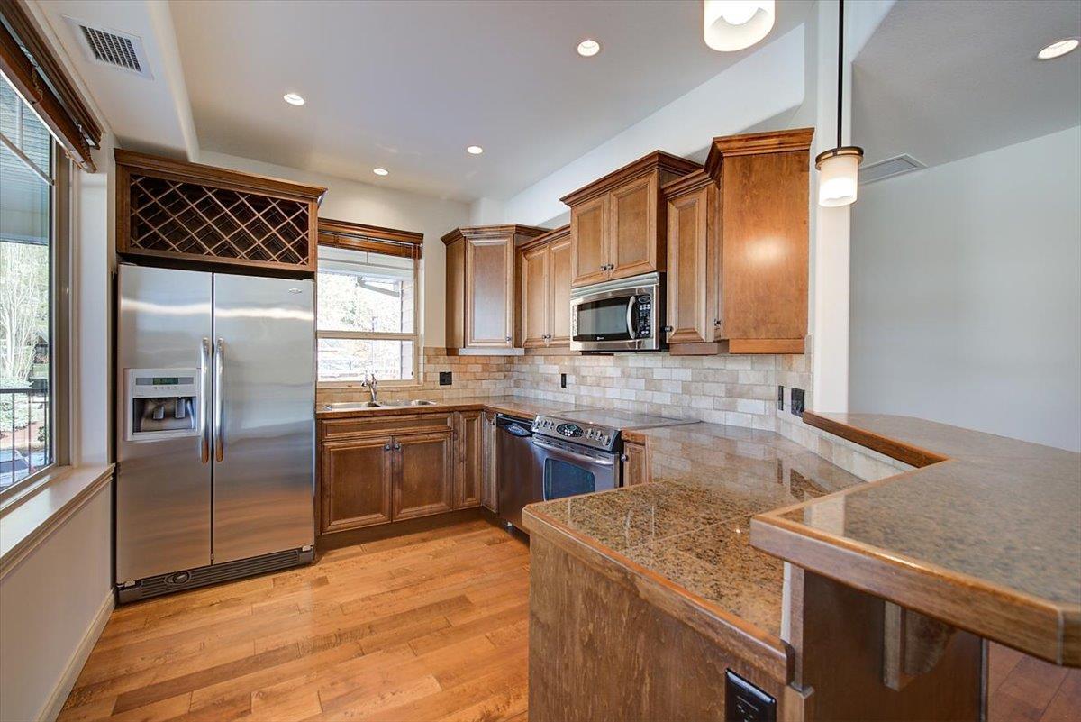 Listing 10268096 - Large Photo # 11