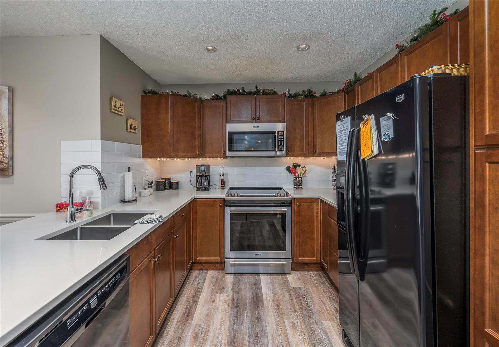 Listing 10268137 - Large Photo # 7