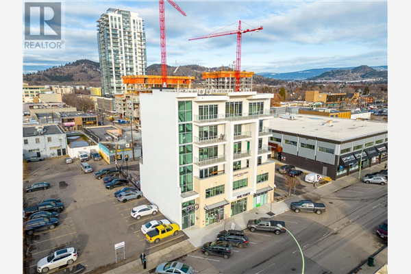 548 Lawrence Avenue,, Kelowna