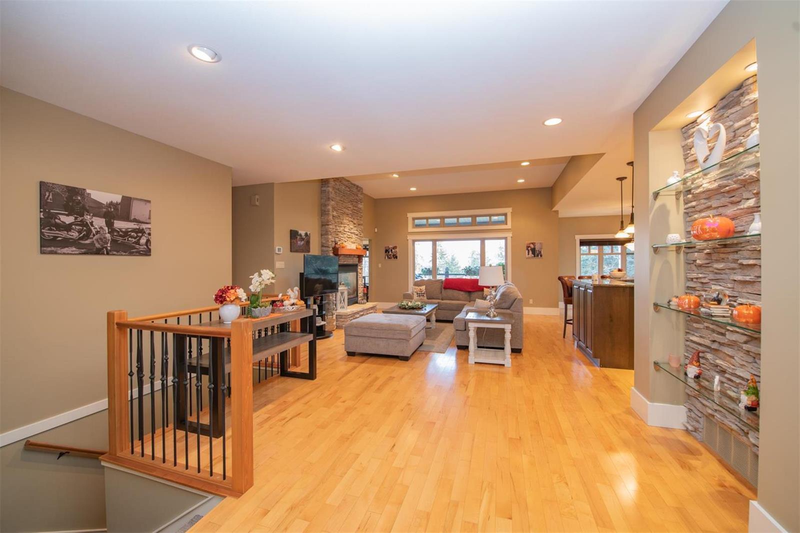 Listing 10268457 - Large Photo # 34