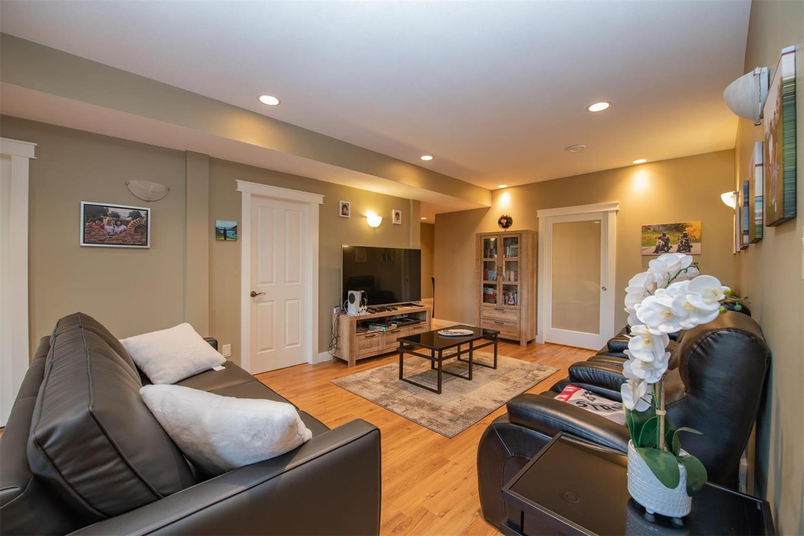 Listing 10268457 - Large Photo # 39