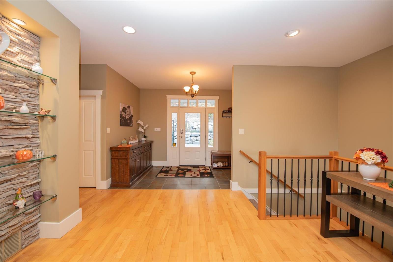 Listing 10268457 - Large Photo # 12