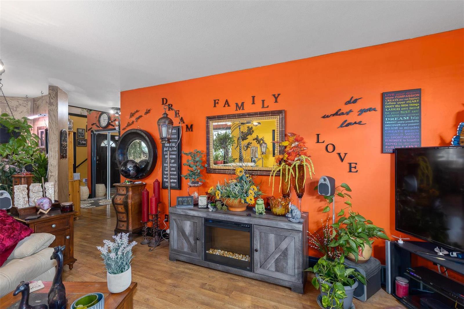 Listing 10268480 - Large Photo # 17