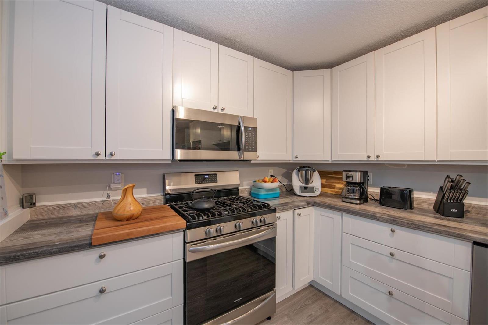 Listing 10268601 - Large Photo # 16
