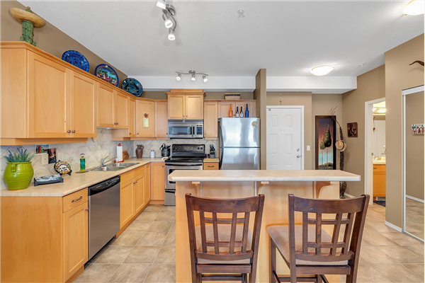 #204 2100 Boucherie Road,, West Kelowna